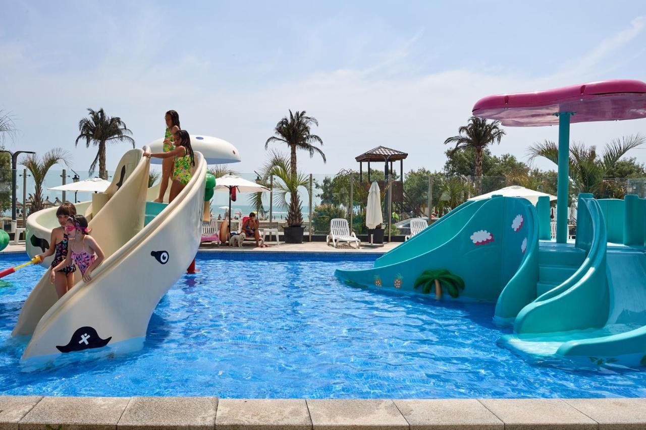 Melisea Aparthotel Pool & Spa Mamaia Nord Navodari Exterior photo