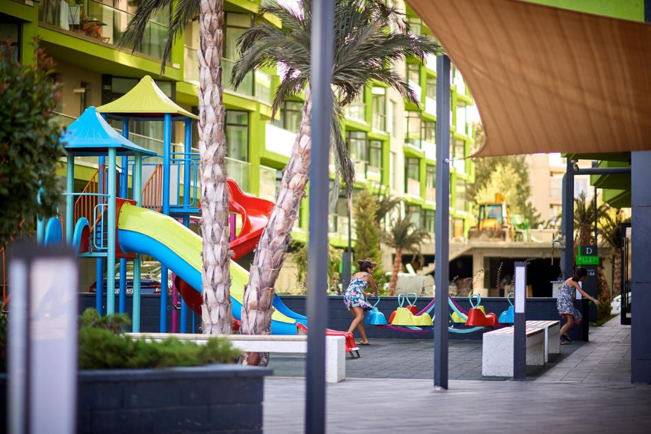 Melisea Aparthotel Pool & Spa Mamaia Nord Navodari Exterior photo